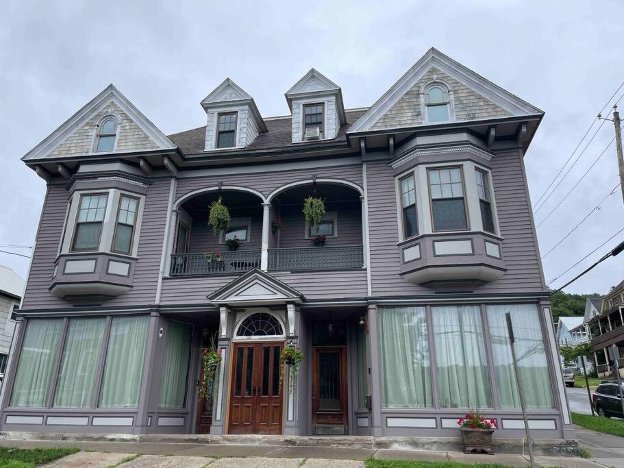 Redefined Alchemy - Bright, Eclectic, Pretty Apt 3E Little Falls Экстерьер фото